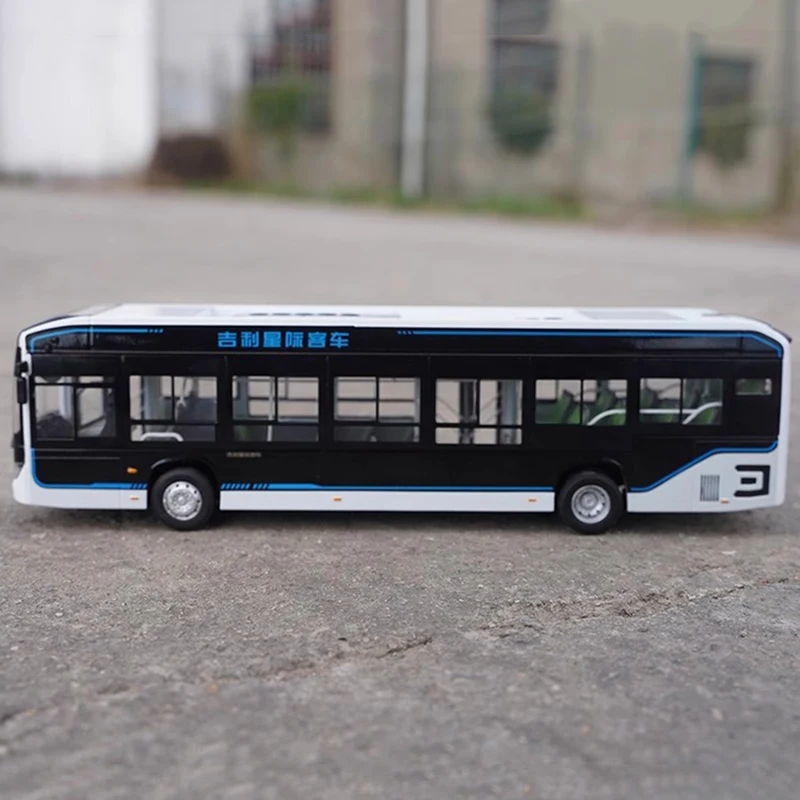 Oryginał dla modelu autobusu Geely Star 1:43 C12E czysty elektryczny 12-metrowy model autobusu miejskiego