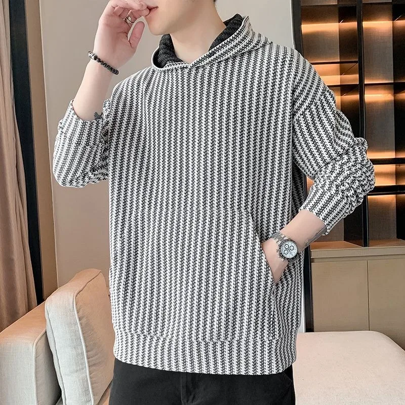 

2025 Autumn Fashion New Hooded Men's Striped Trendy Sweatshirt Loose Jacket Casual Top