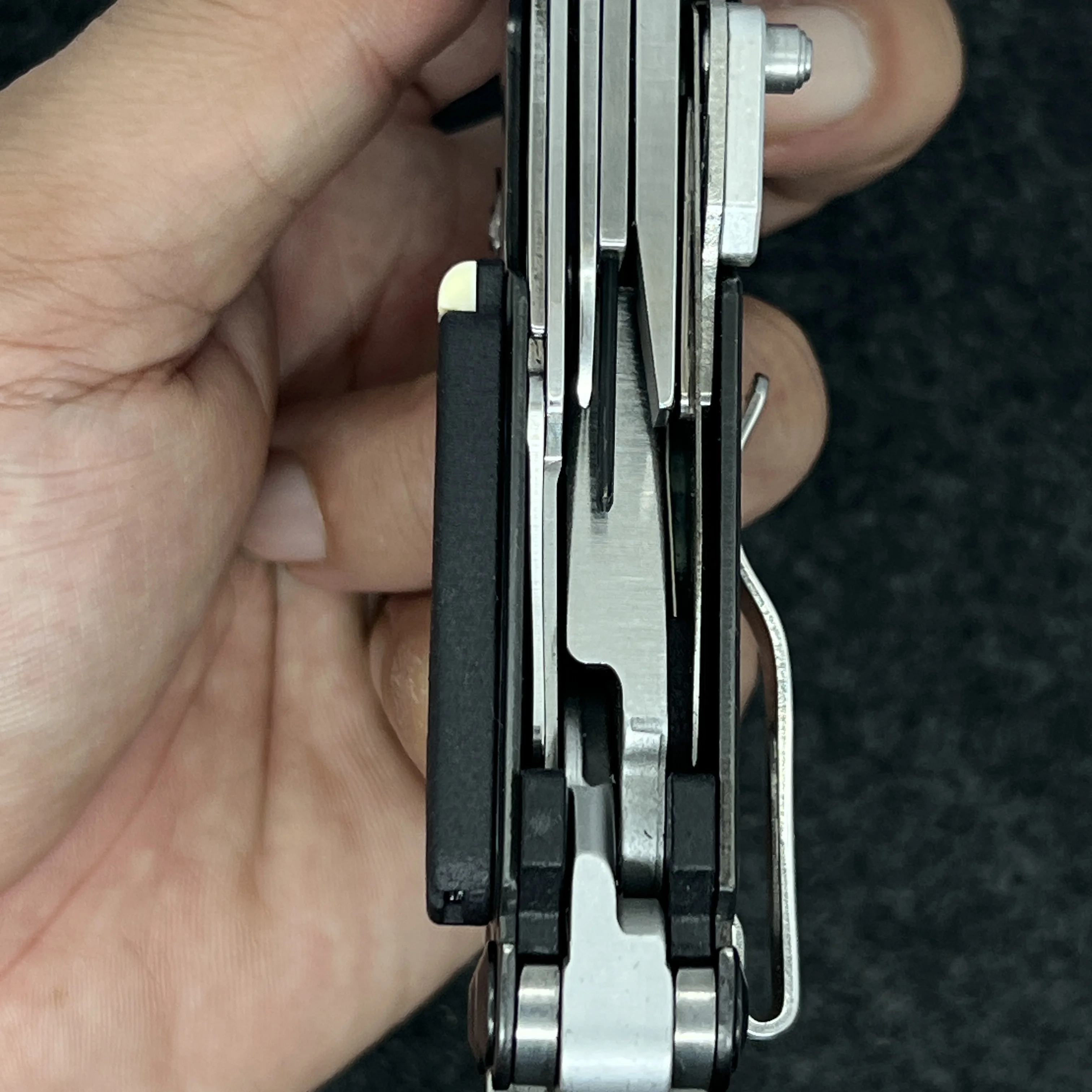 Leatherman P4/ARC Compatible Pocket Clip Organizer Stores Toothpicks Tweezers Ballpoint Pens - view 5