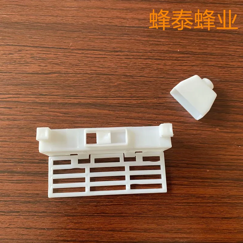 10 pieces of small white nest door anti-run frame bee hive honeycomb door double anti-escape anti-escape anti-escape frame