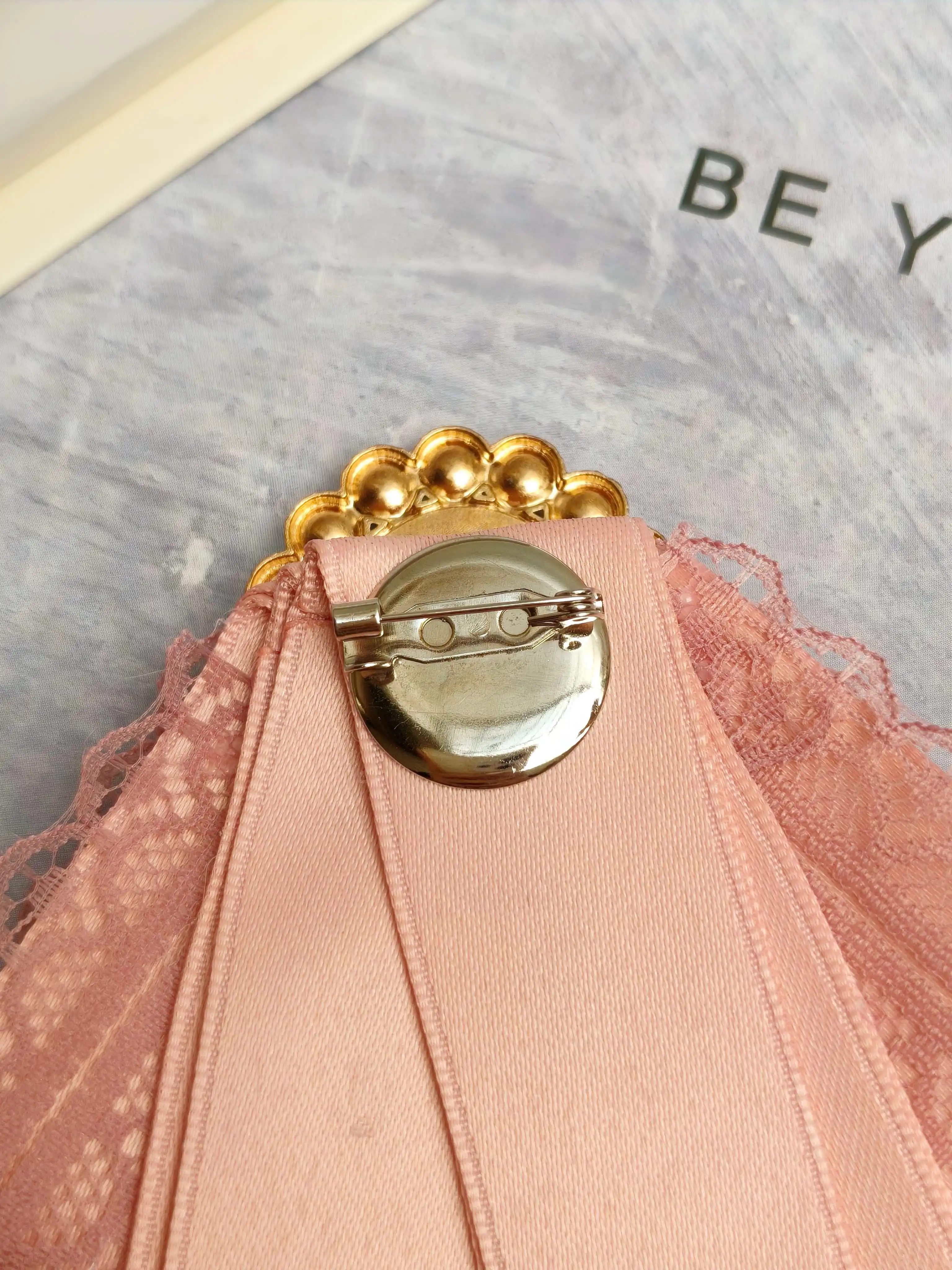 French-Style Gentle Pink Satin - French Vintage Fashion 评论和价格