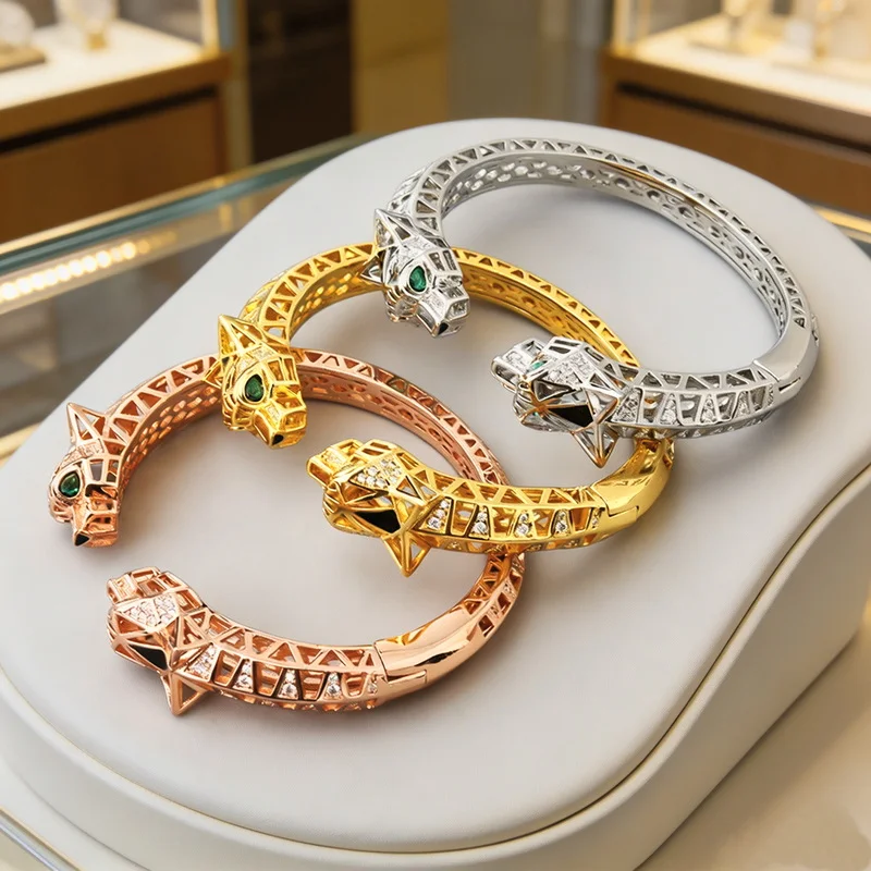 Vintage Fashion Style Open Bracelet Women Lady Inlaid Cubic Zircon Hollow Out Green Eyes Black Enamel Leopard Panther Bangle