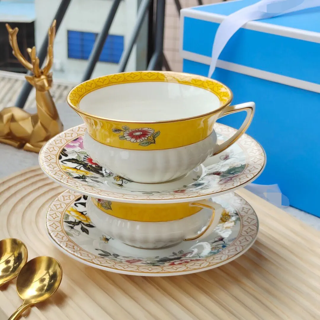 Bone Porcelain High Beauty Coffee Cup European Exquisite Afternoon Tea Coffee Cup Plate Set