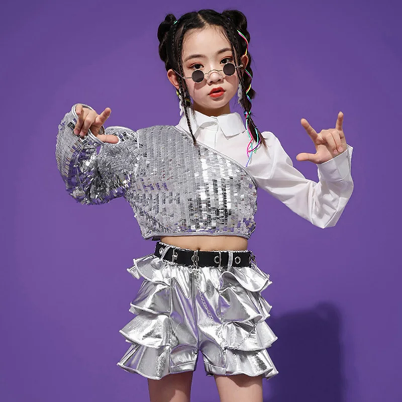 

New Girls Sequin Jazz Dance Clothes Silver Tops Shorts Kids Fashion Stage Performance Costume Catwalk Hip Hop Dance Suit BL12931