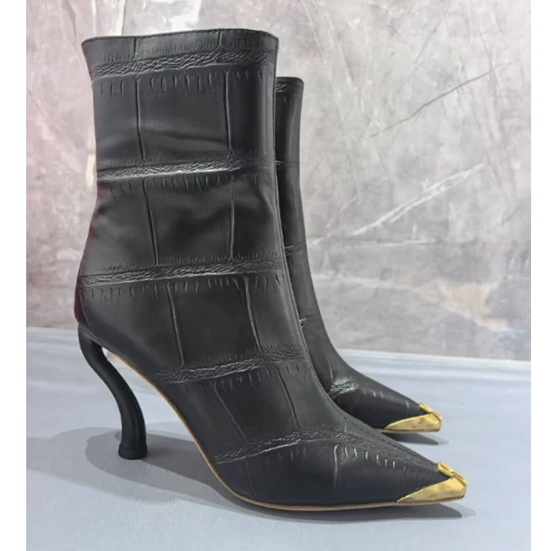 أسود التمساح تنقش أشار تو كعب منحني حذاء من الجلد امرأة شتاء 2026 الجانب سستة عالية الكعب موضة فستان الحفلات الأحذية