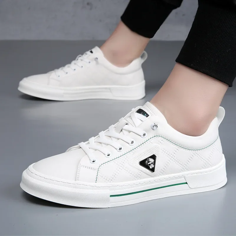 New Shoes for Men Genuine Leather Casual Shoes Spring Fashion Stitch White Flat Skateboard Shoes Comfortable Sneakers