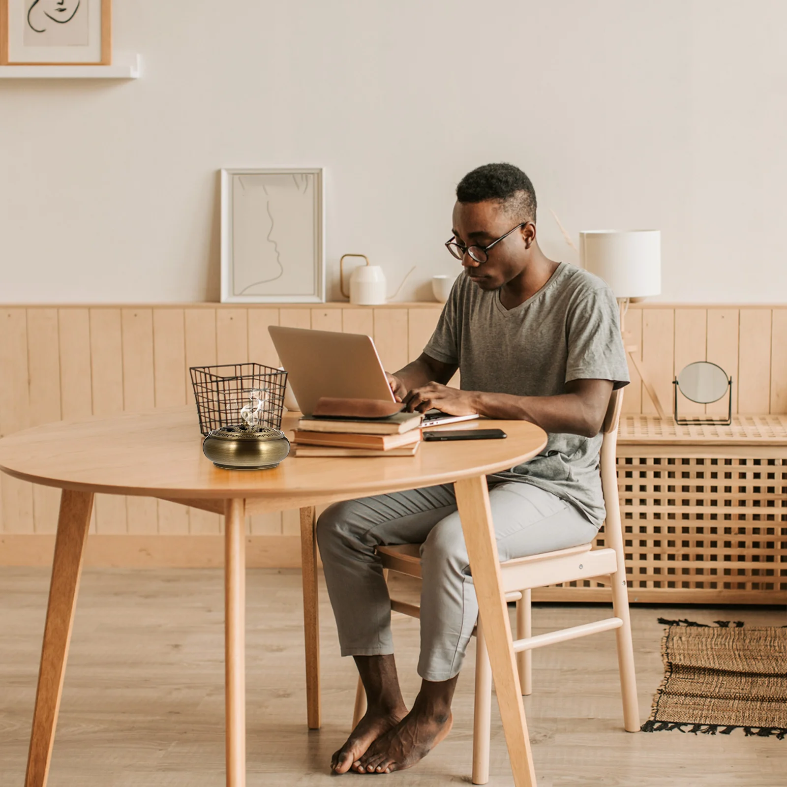 

1Set Brass Incense Burner Retro Desktop Decor Aroma Therapy Home Office Use Decorative Censer Holder Metal Furnace Ornament