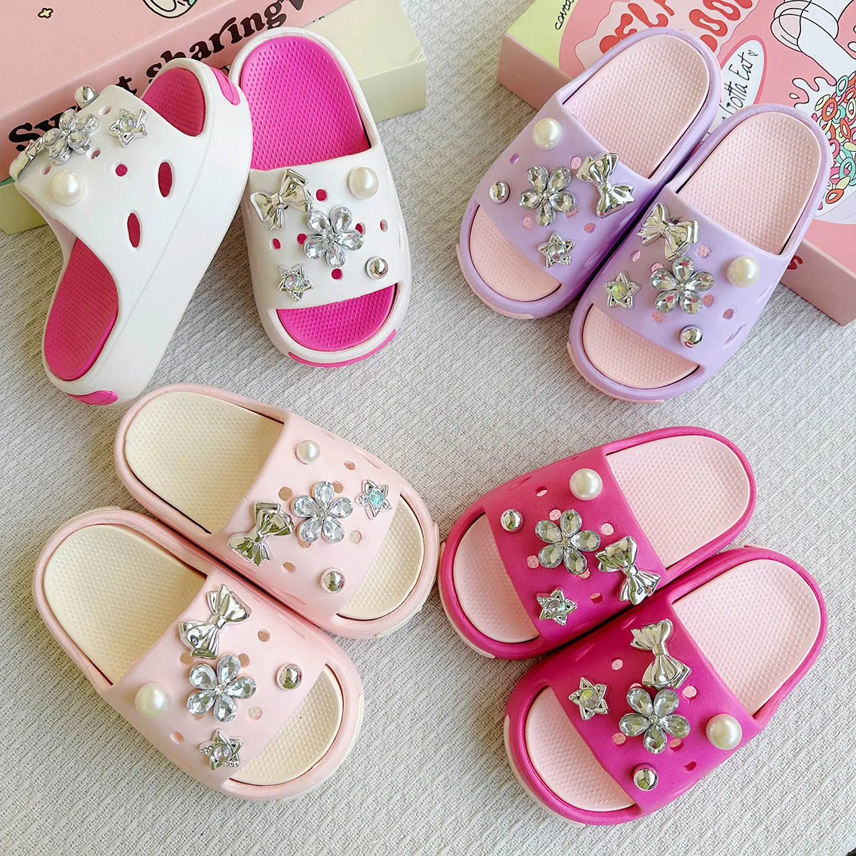 

New Popular Cartoon Rhinestone Flower Versatile Girls Eva Slippers Fashionable Double Soft-Soled Non-Slip Sandals 831