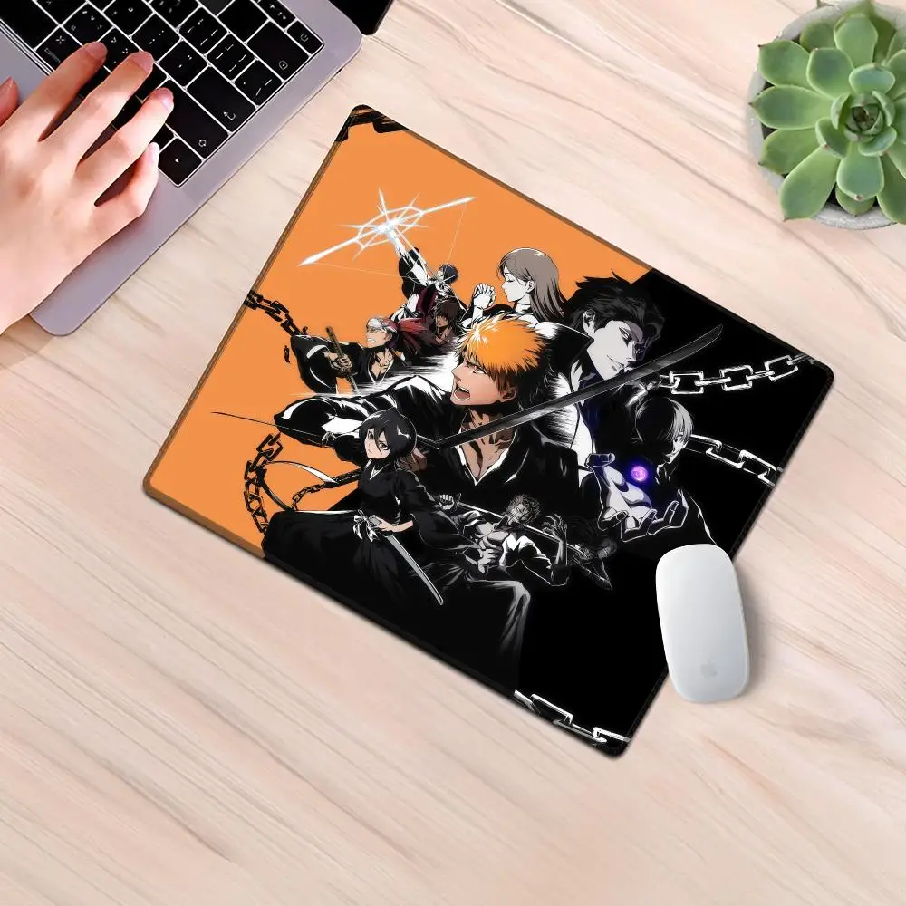 B-Bleachs K-Kurosaki Ichigo Mouse Pad Gaming Laptops Keyboard Mat Deskmat Pc Accessories Desk Protector Mousepad Gamer Mats Anim