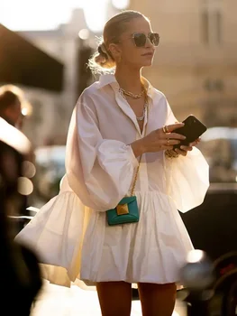 שמלת לבנה קצרה Gmystars לנשים קיץ סתיו צווארון לפל עם שרוולים ארוכים מפוצלים מפולייסטר נשי מיני שמלות