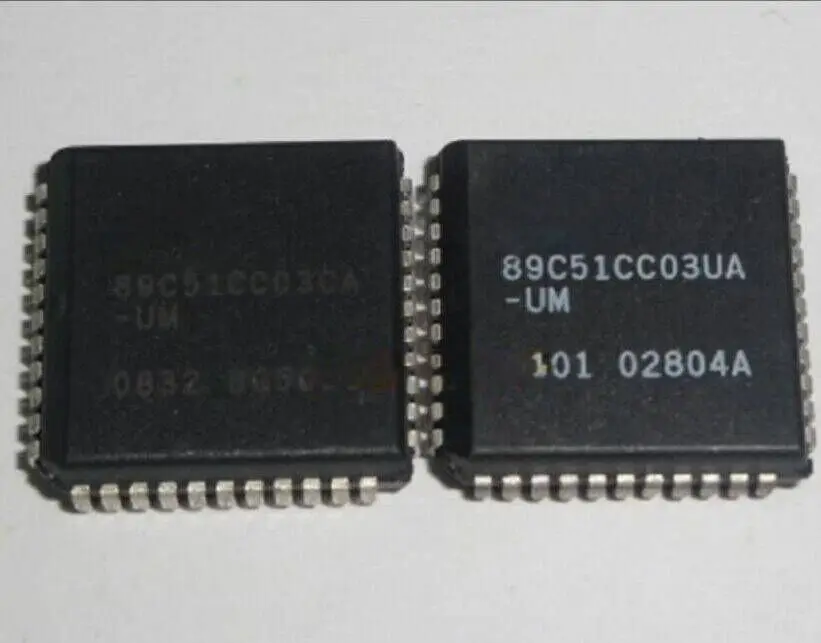 AT89C51CC03CA-UM AT89C51CC03UA-UM  PLCC the old 89C51CC03CA