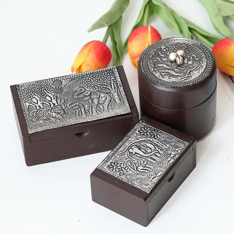 Personalized and creative antique solid wood toothpick box Thai restaurant B & B dust storage box cotton swab box