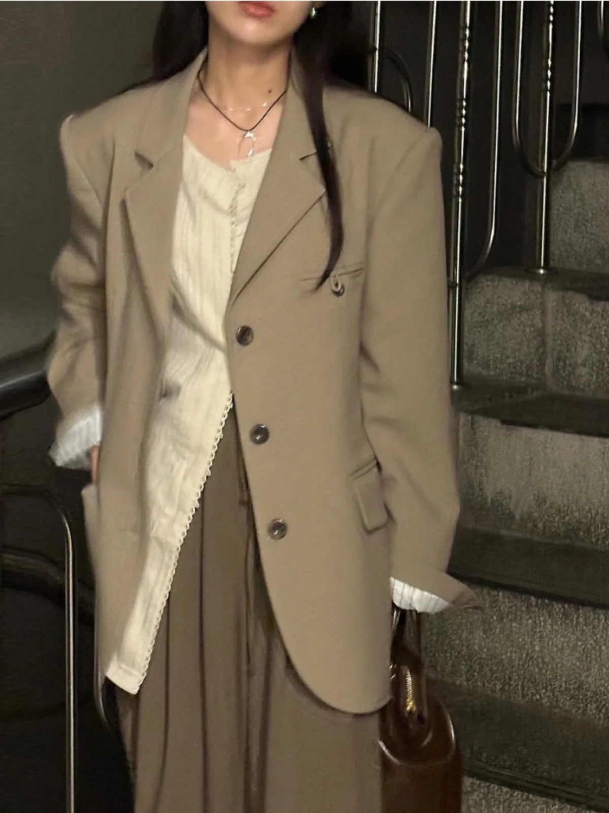 Women's Loose Fit Suit Jaet Early Autumn Faionable Vintage Sle Long Sve Button up Pure Color Outerwear Top
