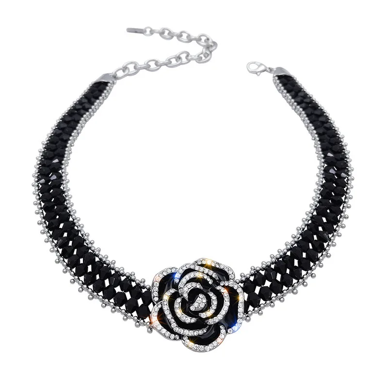 

French Retro Midnight Rose Black Crystal Flower Necklace for Women, Heavy - Duty Vintage Choker Design for Sense of Party Gifts
