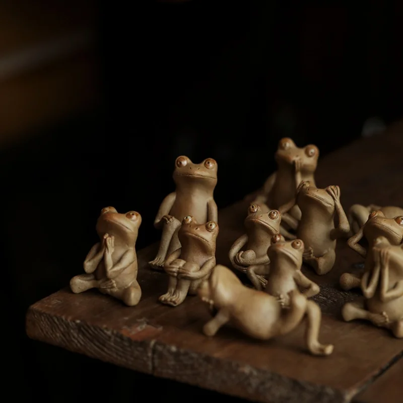 Tea Ceremony Tea Ornaments Decoration Handmade Ceramic Frog Supportable Tea Shelf Tea Mat Decoration Buddha Buddha Frog Sculptur