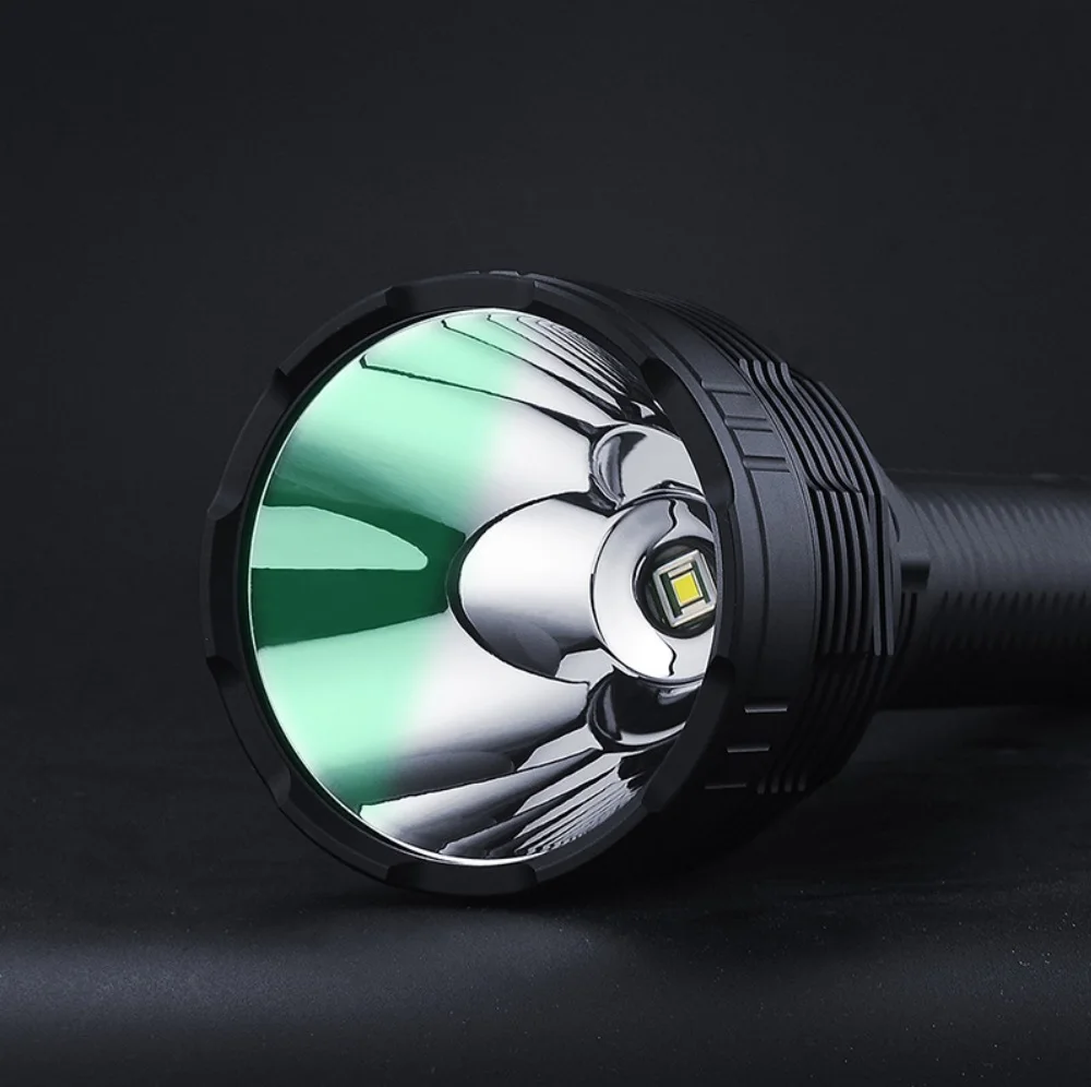 コンボイ L8 強力な LED 懐中電灯 SBT90.2 最大 6400LM トーチライト