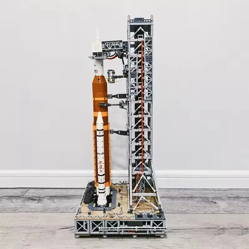 نموذج جديد لنظام إطلاق صاروخ الفضاء MOC لتزيين مكعبات البناء لهدية مهرجان الأطفال الأولاد