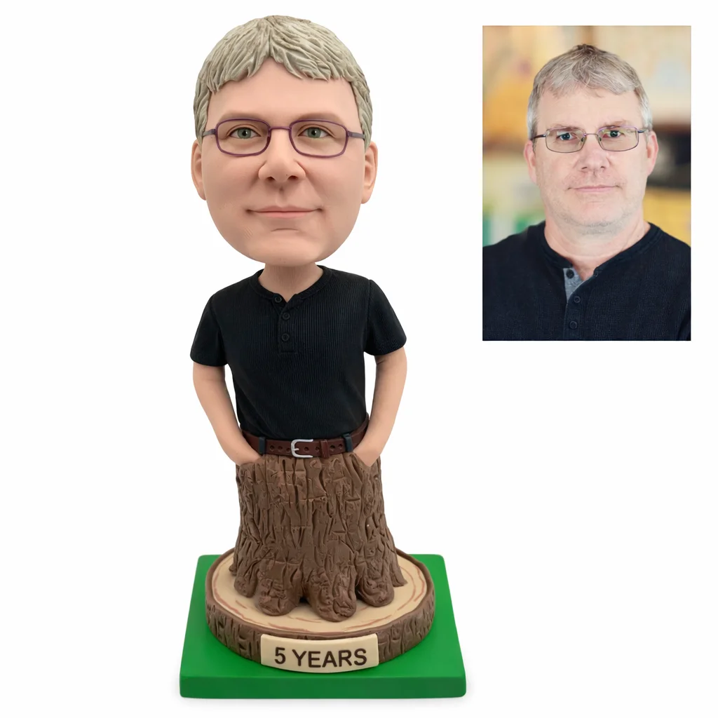 

Индивидуальная кукла-бобблхед по фото, персонализированная кукла-бобблхед ручной работы с индивидуальным лицом и нарядом, уникальный подарок для папы, мужа.