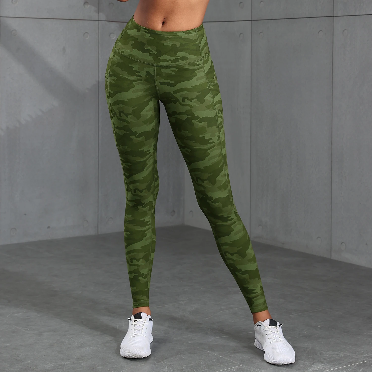 CHRLEISURE Digital Printing Yoga Pants with Pockets High Waist Butt Lifting Workout Tights Slim Fitness Legging for Women