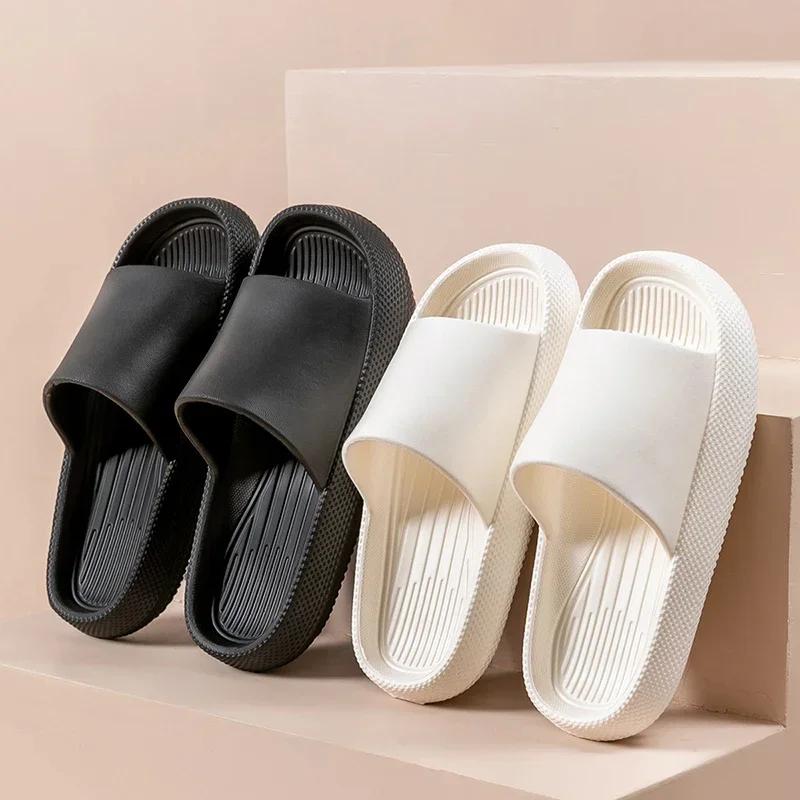 2024 夏スリッパ男性ソフト屋内サンダル厚底ファッション女性フリップフロップビーチシューズカップルノンスリップ浴室スライド