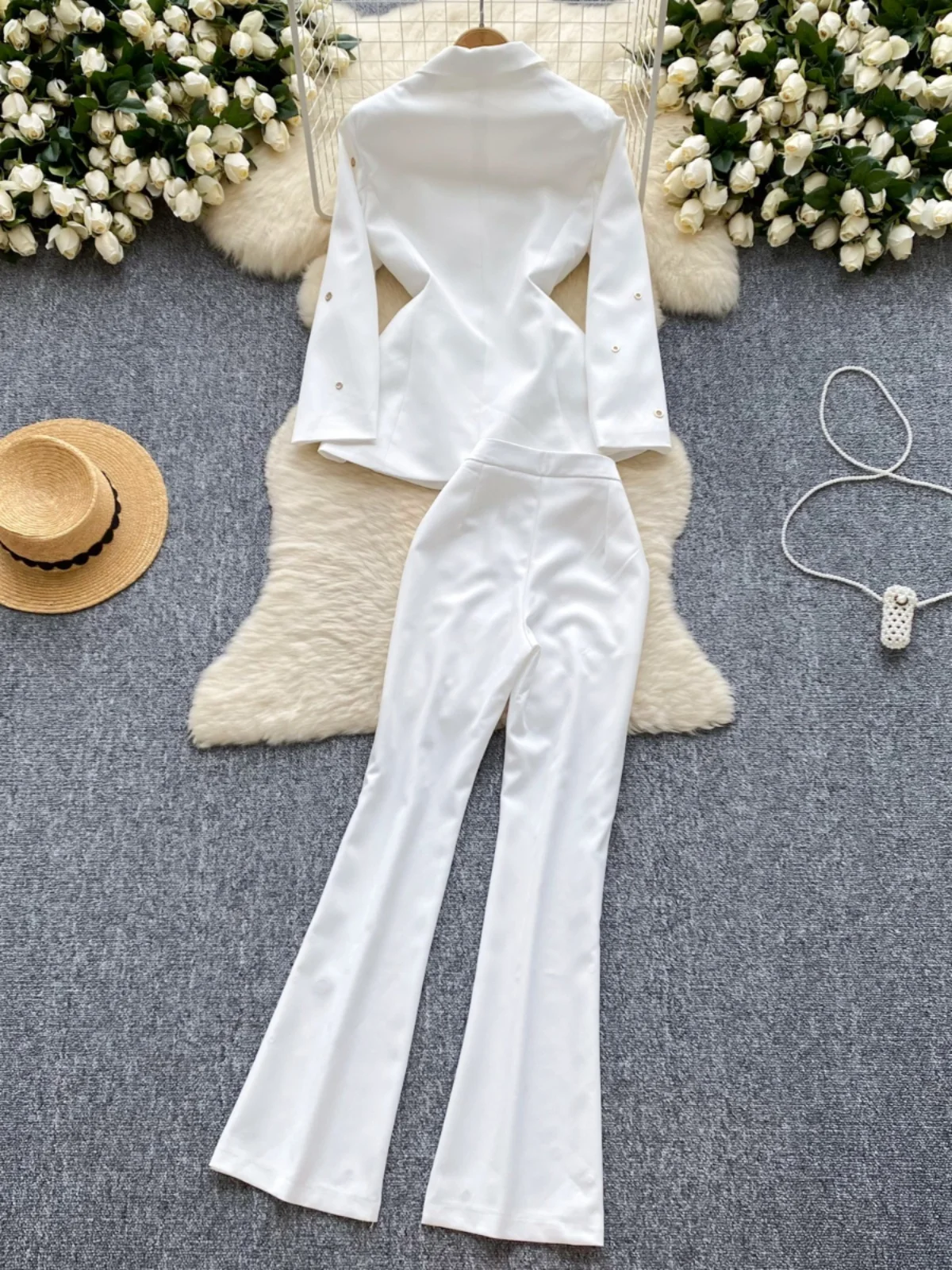 Quality Autumn White Two-piece Set Women Metal Buckle Blazer Suit Coats Skinny Flare Pants Suits 2pcs Outfits