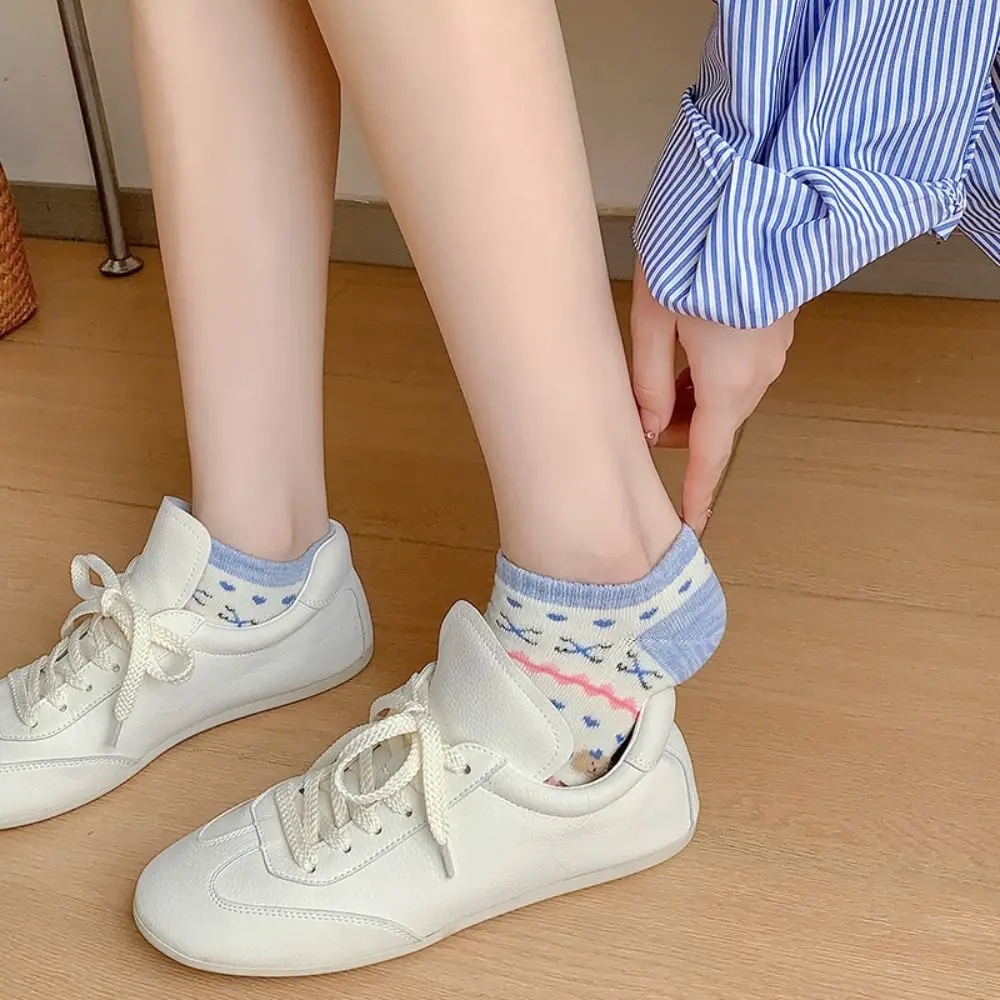 5 أزواج لطيف لون الحلوى القلب الجوارب القصيرة تنفس Ins نمط الحلو الكاحل الجوارب لوليتا الإناث الجوارب الجوارب النساء سيدة