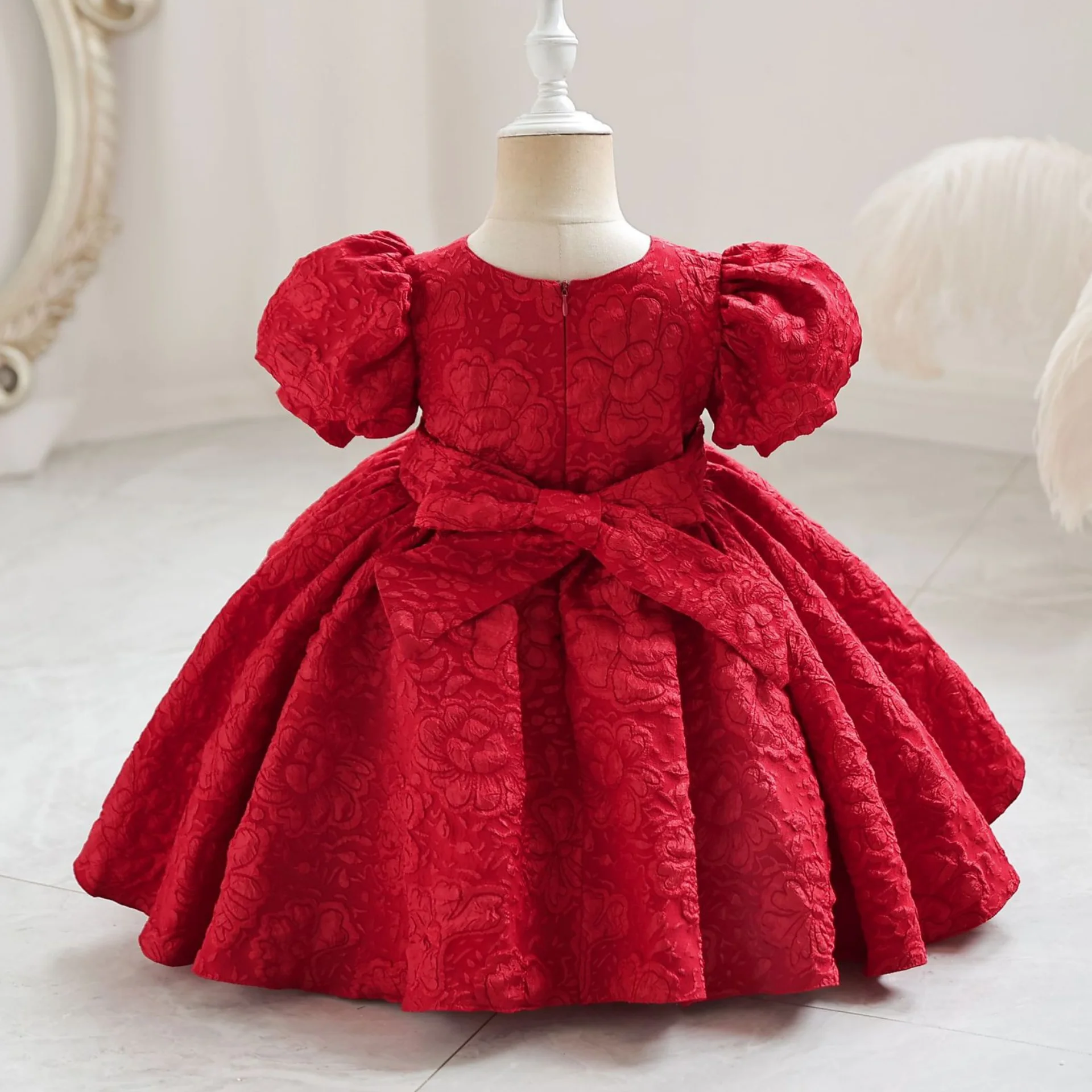 New Bubble Sleeve Girl\'s First Year Dress Wedding Flower Girl\'s Birthday Dress Bowknot Sweet Lovely Puffy Dress
