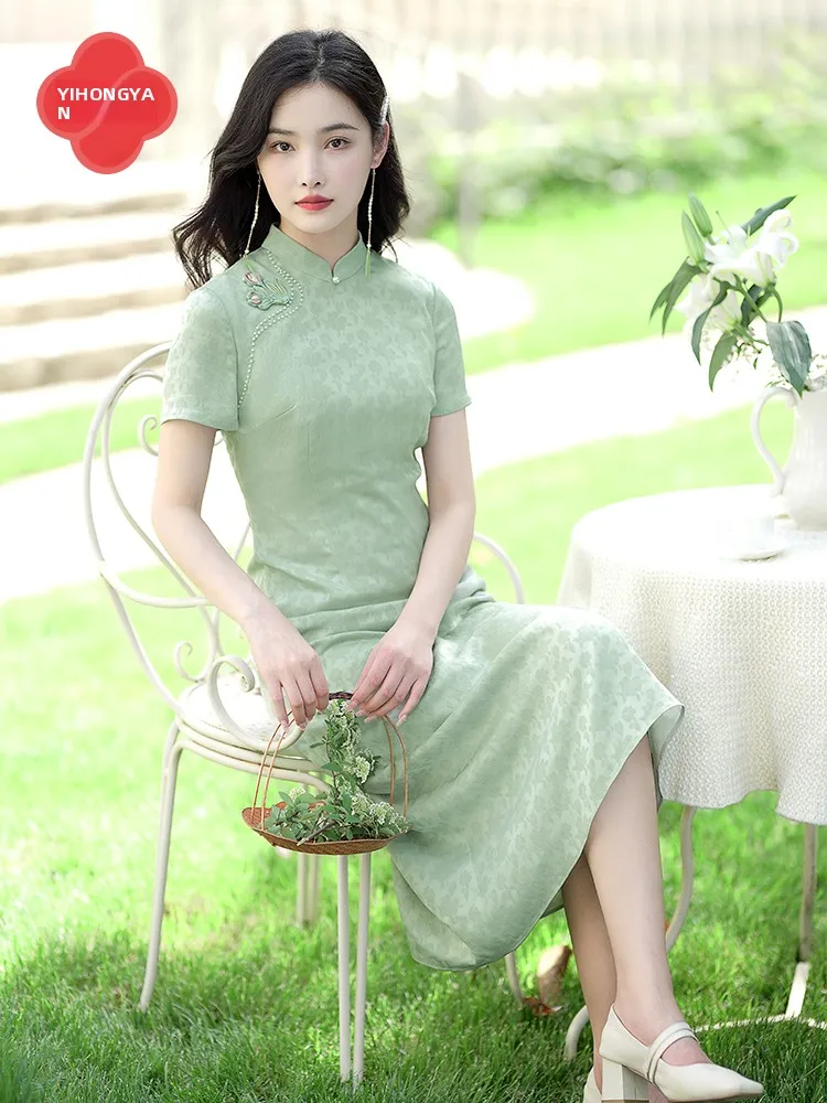 

Ele ort Sve Satin Silk Embroidered A-Line Qipao Dr Reformed Lady's Dr Pearl Beading Floral Pattern Midi Dr