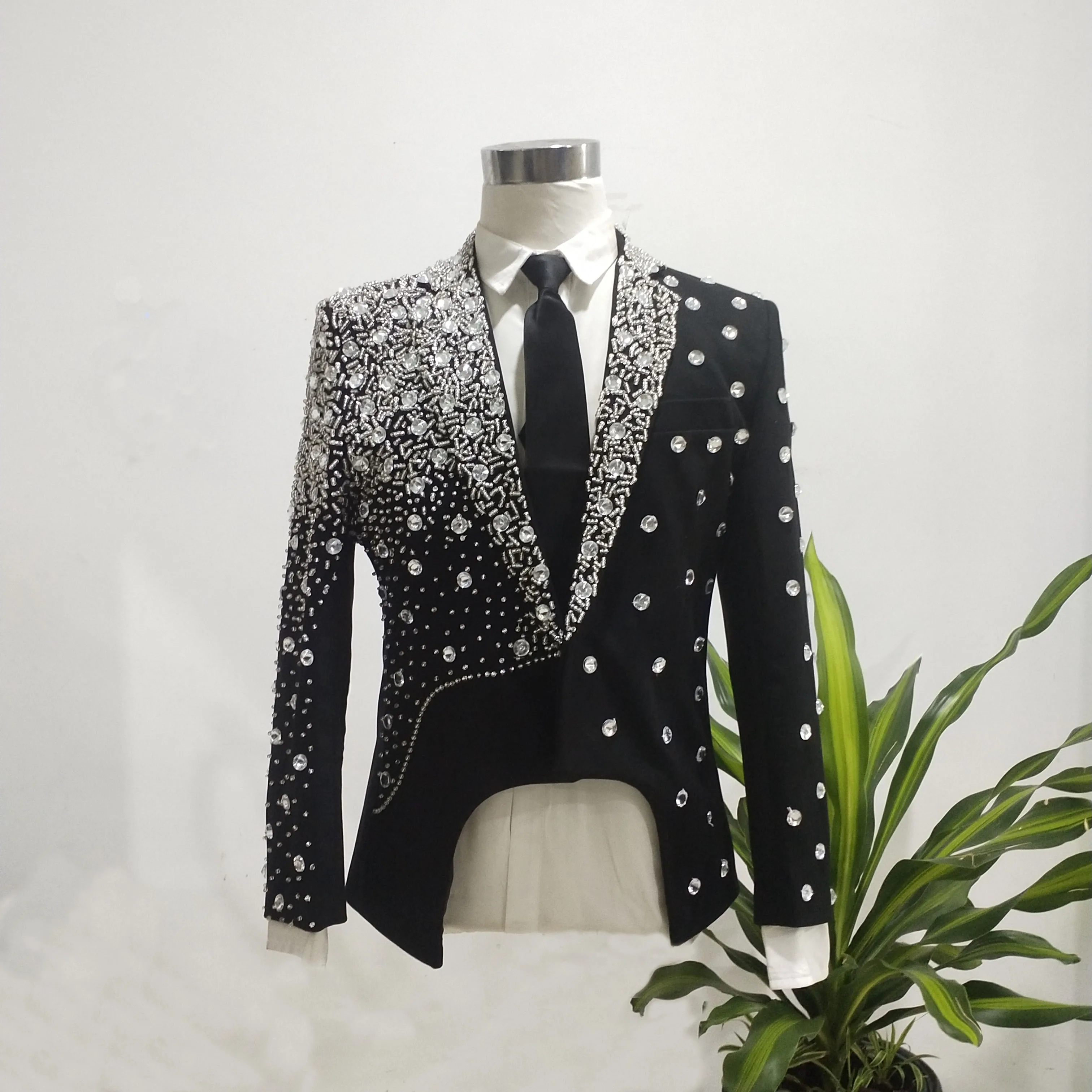 

Pure Handmade High Quality Men's Black Rhinestone Suit Jacket Black Slim Sewn Drilling Blazer Male Singer Stage Wear Host Dress