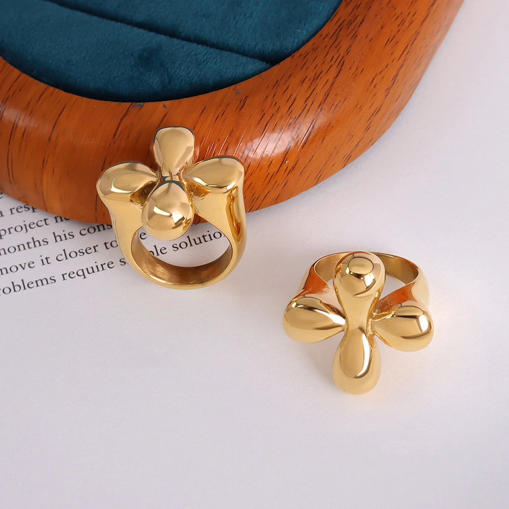 Vintage Flower Rings for Women Stainless Steel Index Ring Exaggerated Style Handwear Romantic Girl Gift Jewelry