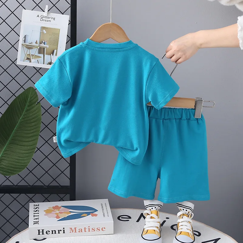 Nowe letnie dziewczynek ubrania garnitur dzieci chłopcy T-Shirt spodenki 2 sztuk/zestawów odzież dla malucha niemowlę dorywczo kostium dziecięce dresy