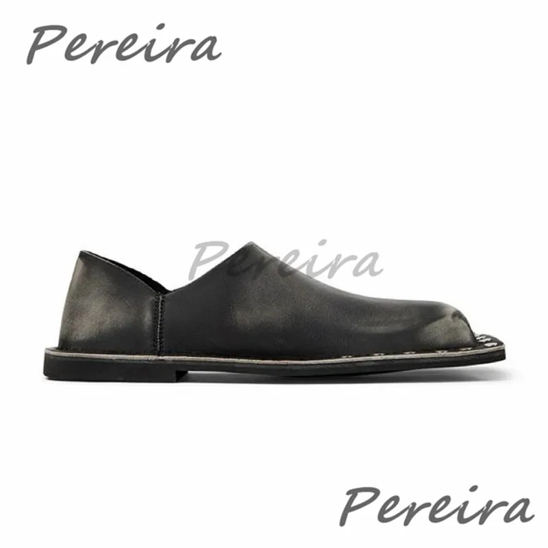 Retro Black Leather Rivet Loafers for Men Women Handmade Vintage Square Toe Slip-On Casual Mules Party Banquet Oxford Shoes