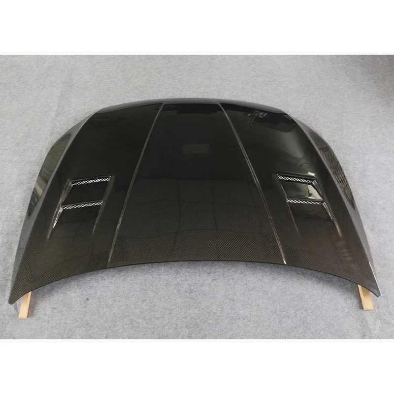 New Condition Aspec Style Wet Carbon Fiber Engine Hood Direct Bolt-OnLightweight Vented