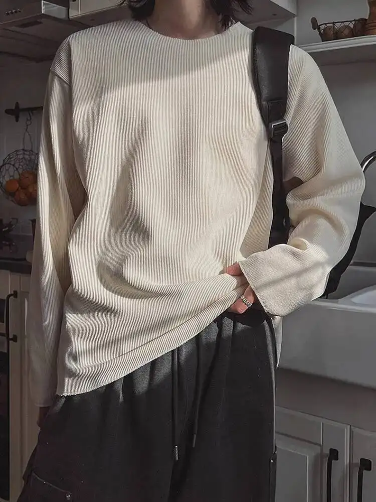 

New 2025 Autumn Men's T-shirts O-neck Solid Color Casual Korean Style Tees Simple Long Sleeved Loose Pullover Male Tees