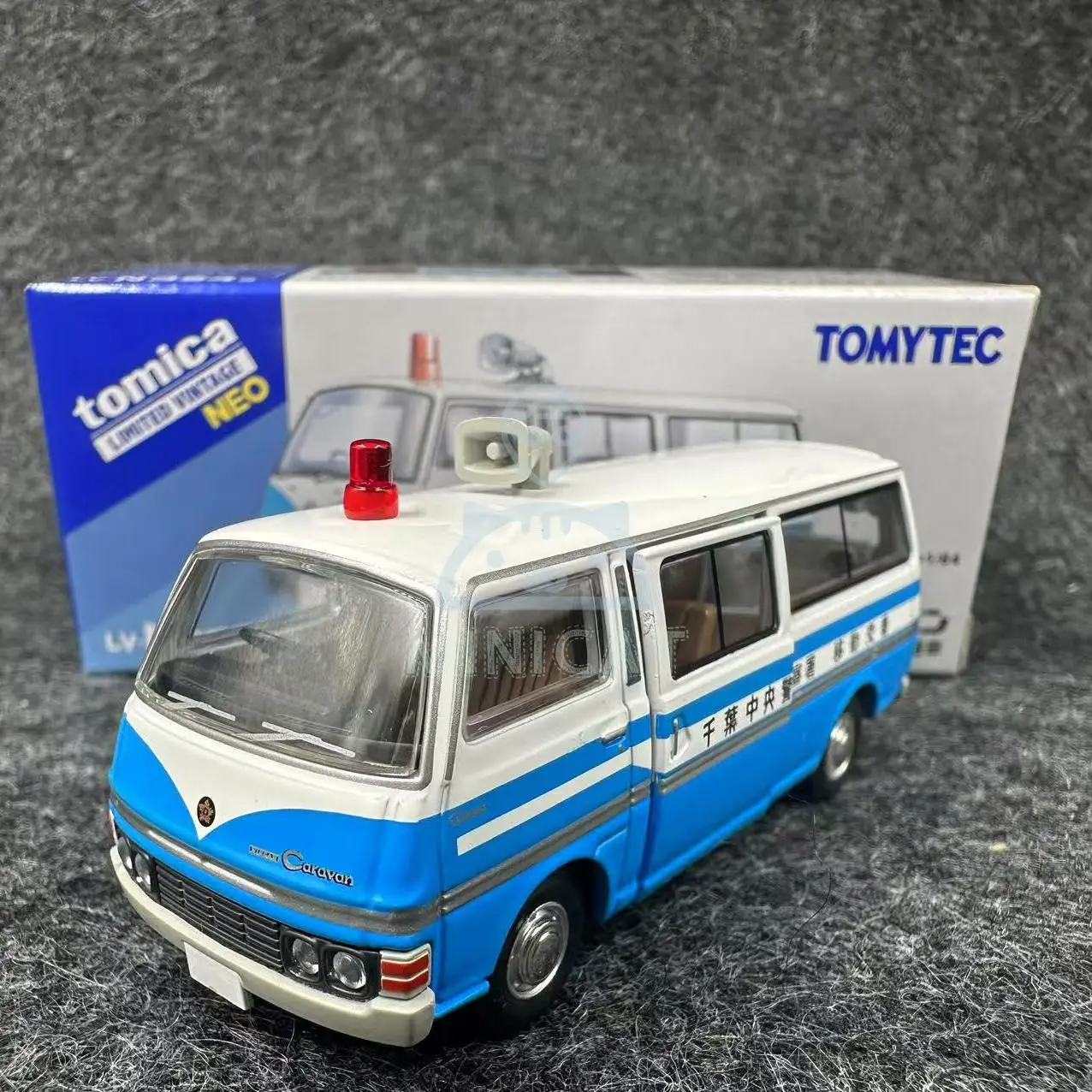 2410 TOMYTEC 1/64 TLV LV-N324a nissan Jia Ben mobile intersection blue alloy trolley model collection decoration