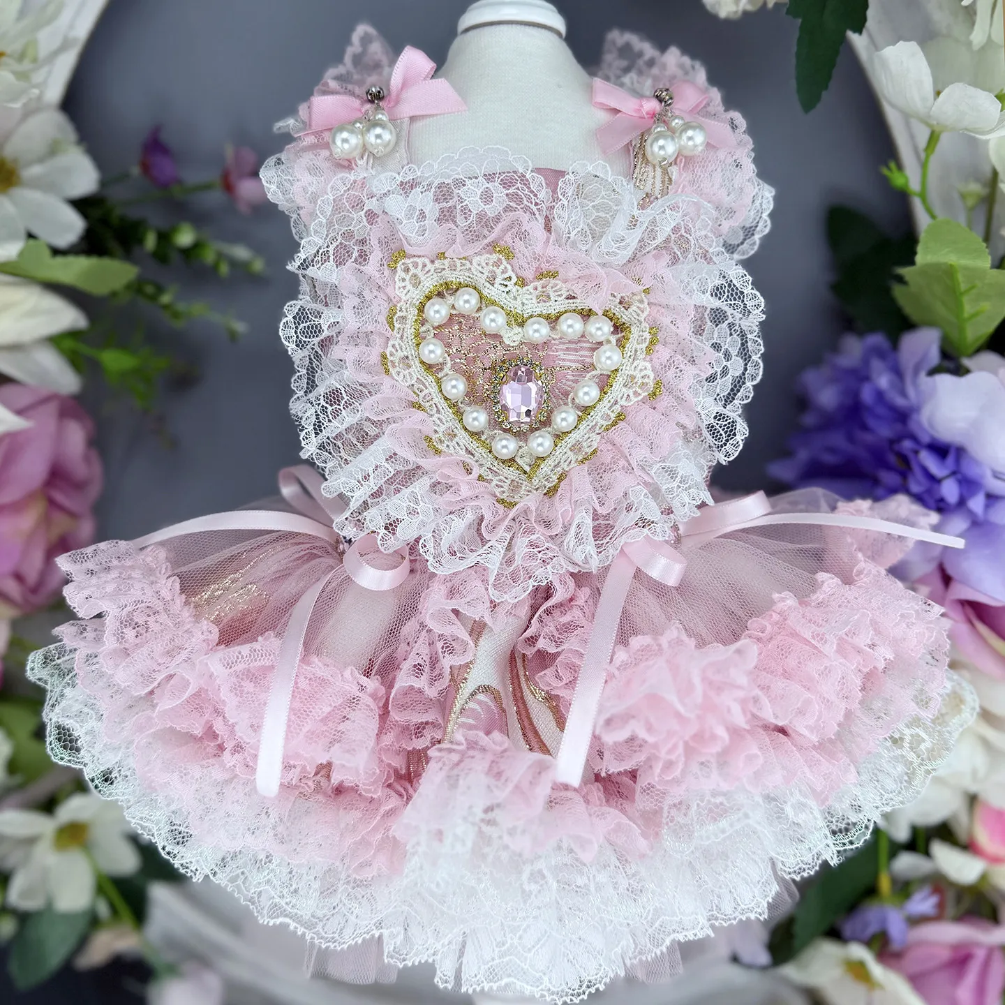 

Handmade Pink Pet Cat And Dog Strap Skirt VIP Bixiong Pony Bixiong Jumpsuit for Dogs Spring Autumn Seasonal Pet Clothing