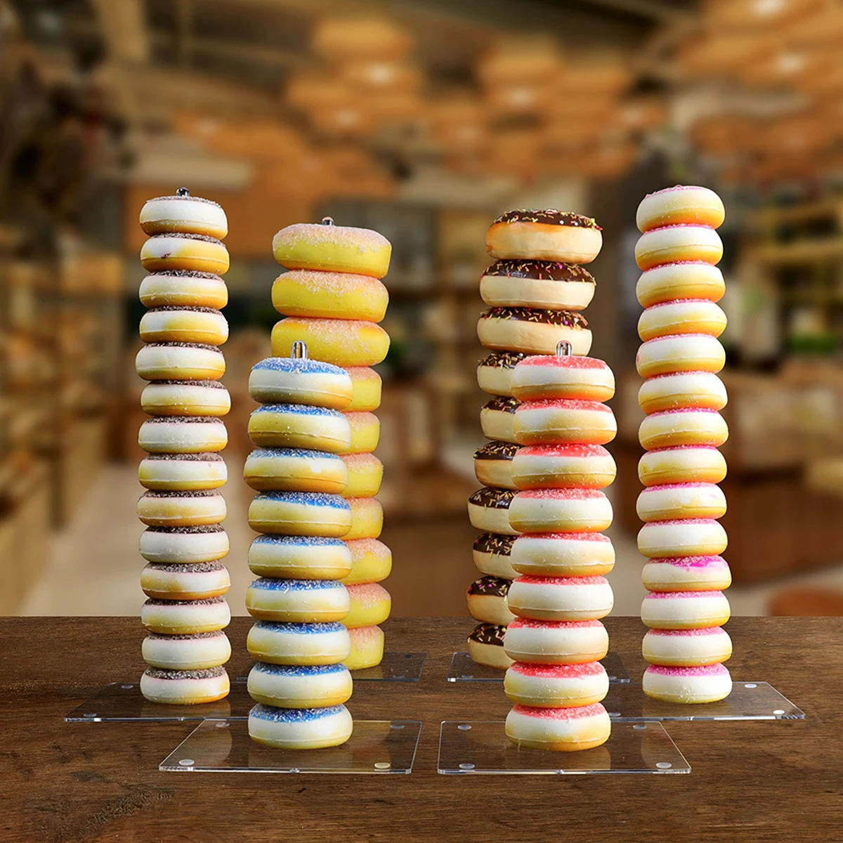 

Transparent Acrylic Donut Display Stand 2 Sizes Clear Treat Holder for Party Wedding Birthday Celebrations Cake Stand