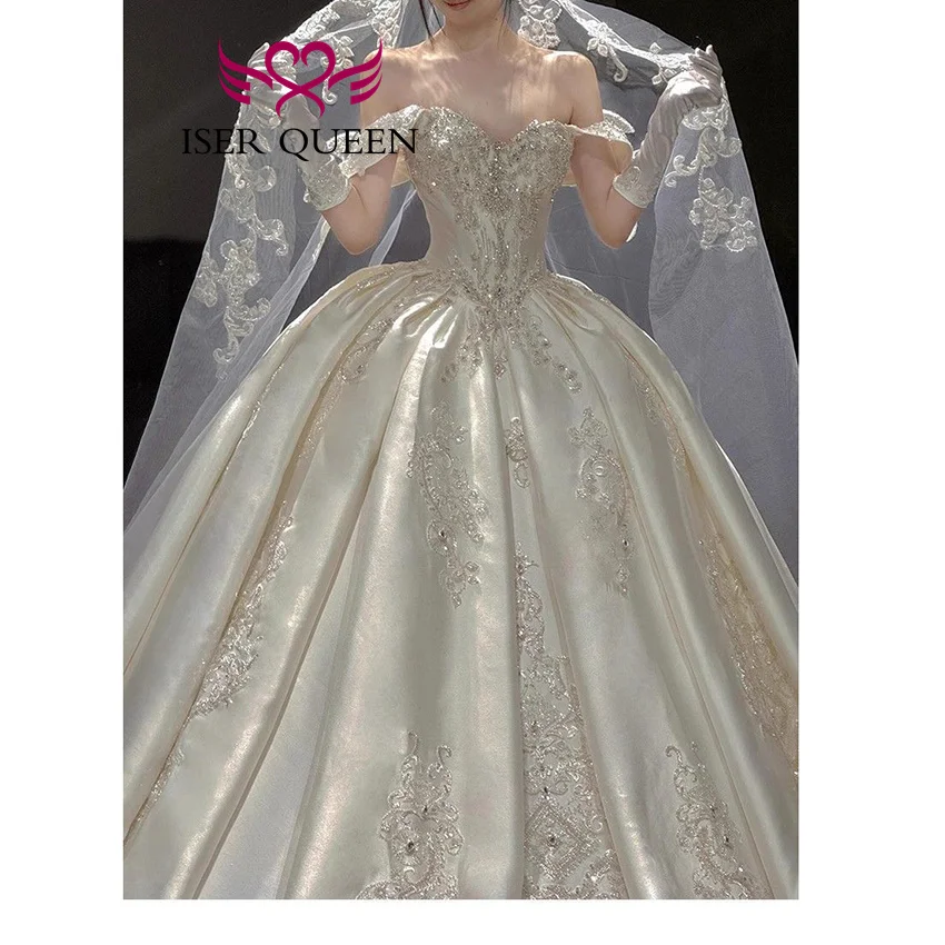 Customized Off The Shoulder High Quality Satin Wedding Dress 2025 Lace Embroidery With Beading Luxury Wedding Dresses WX0486