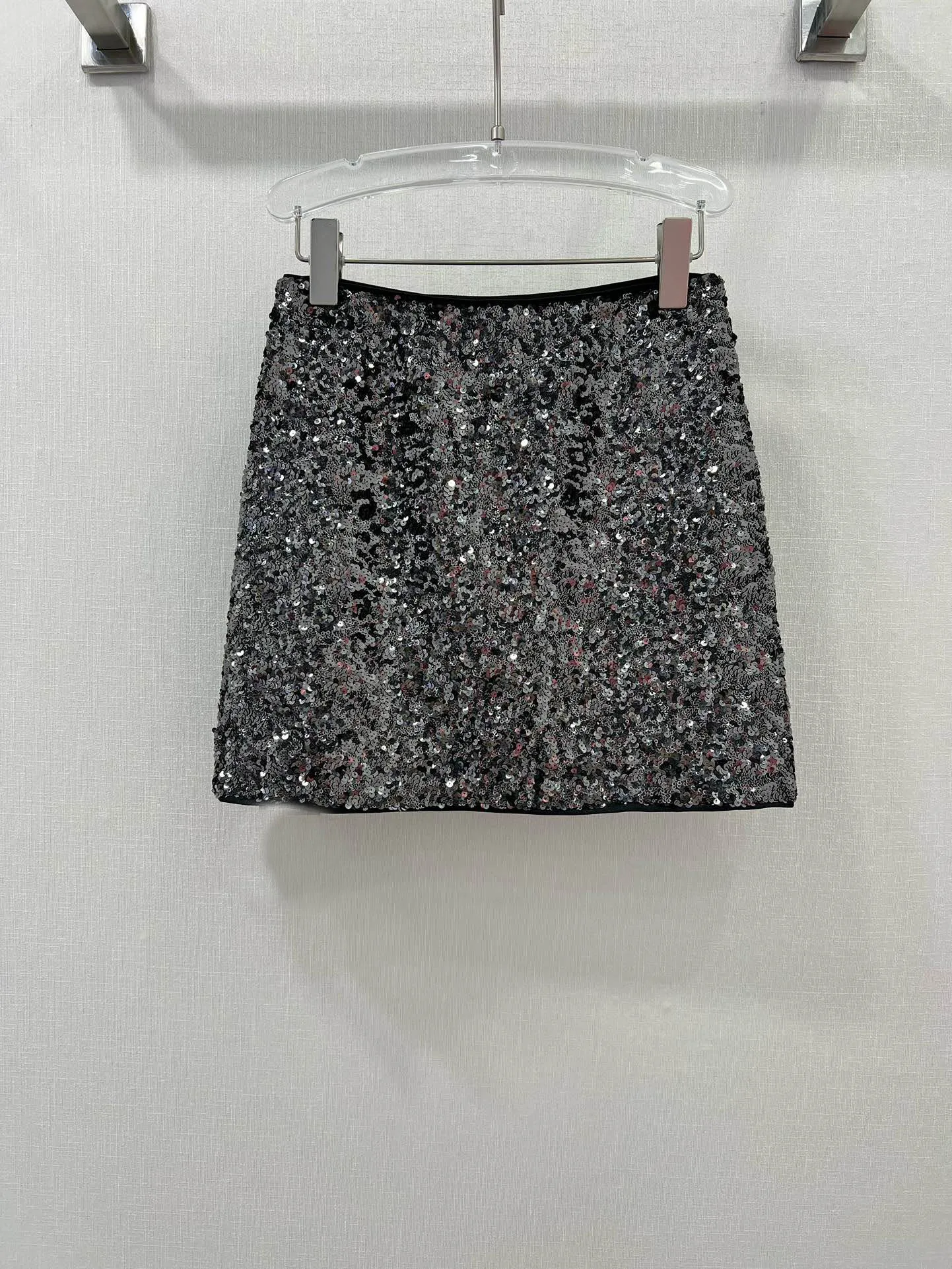 

2024 early spring fashionable new women's clothing Sequins Skirt 0321