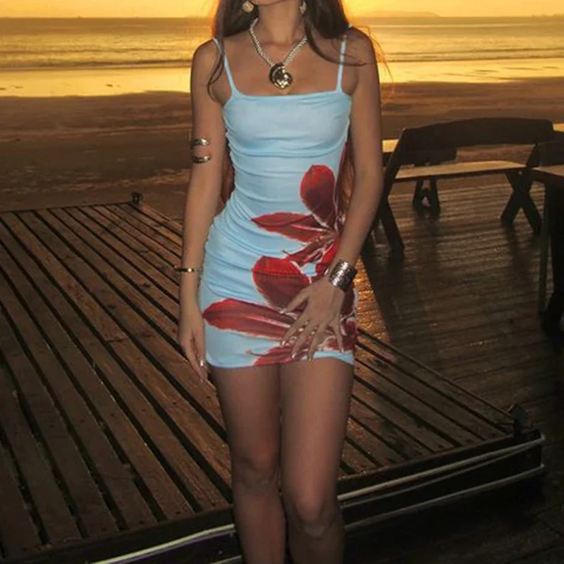 Boho Chic Spaghettiträger Minikleid Sommer Y2K Blumendruck Damen Sexy figurbetonte Kleider Strand Urlaub Stil Outfits