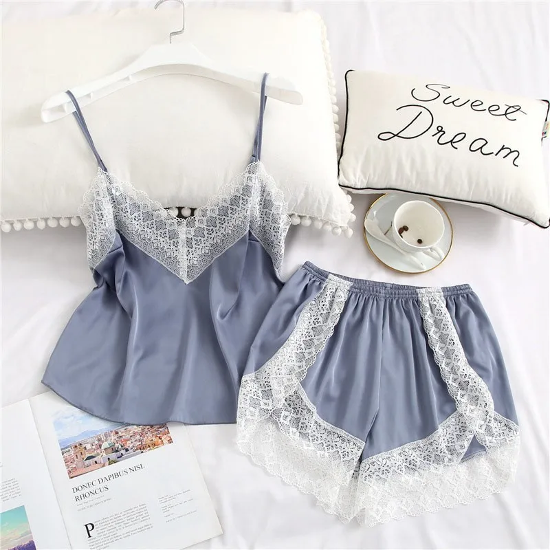 Sleepwear Simulation Silk Two-Piece Set Large Size Loose Comfortable Breathable Home Underwear Nightgowns