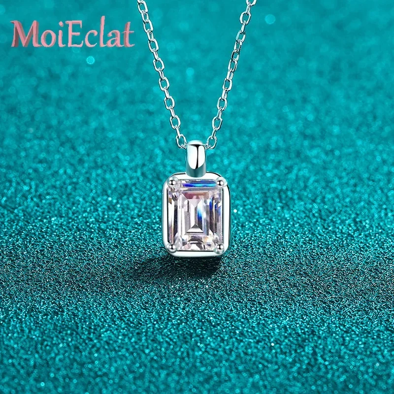 MoiEclat Store Platinum PT950 1ct/2ct Moissanite Sugar Cube PendantNecklace for Women Jewelry, Emerald & Radiant Cut Gemstones