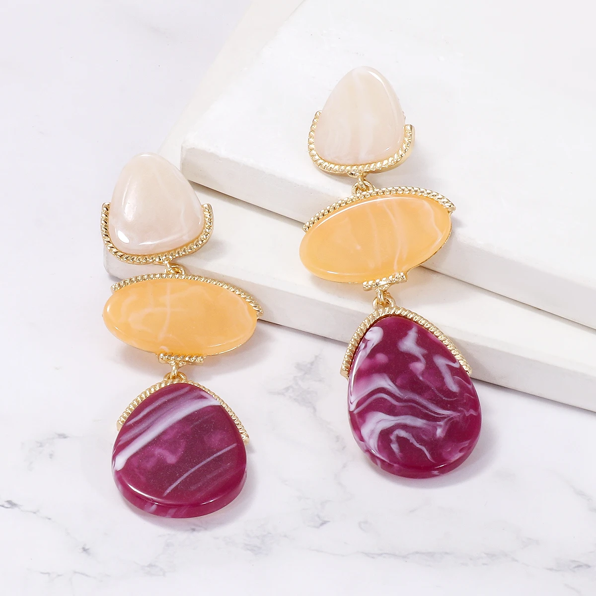 2024 New Acrylic Purple Water Drop Pendant Earrings for Women Fashion Multilayer Dangle Earrings Statement Jewelry Wholesale