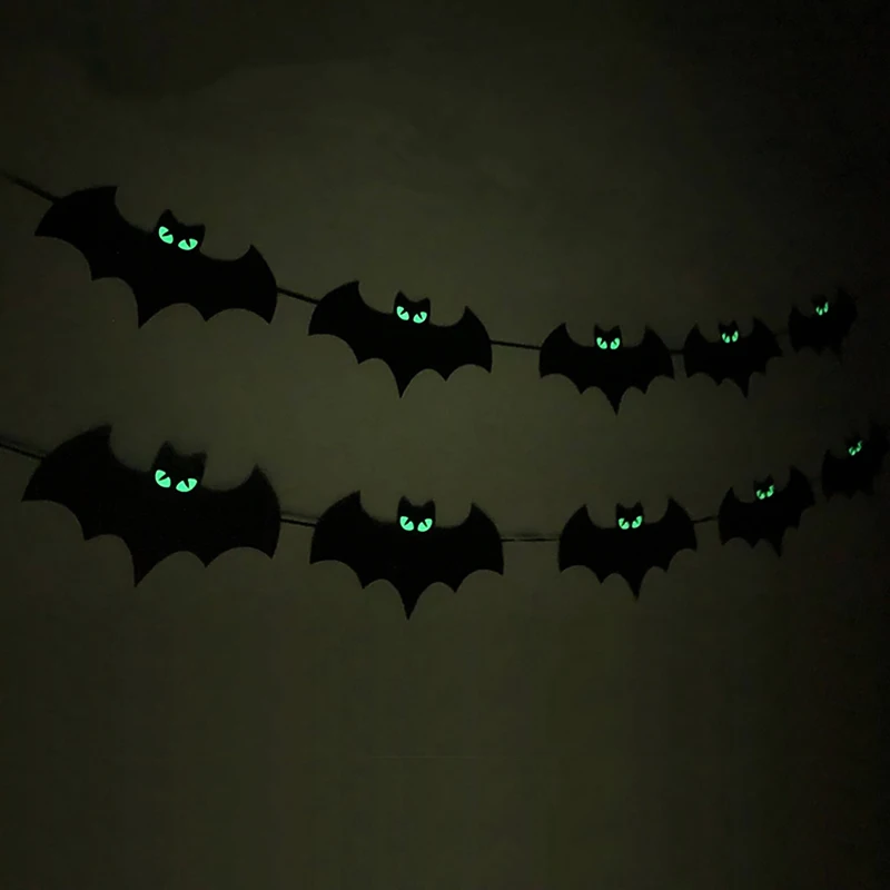 

Glowing Eyes Bat Paper Banner For Halloween Kids Birthday Party Decoration Favors Home Wall Hanging Garland Flag Luminous Props