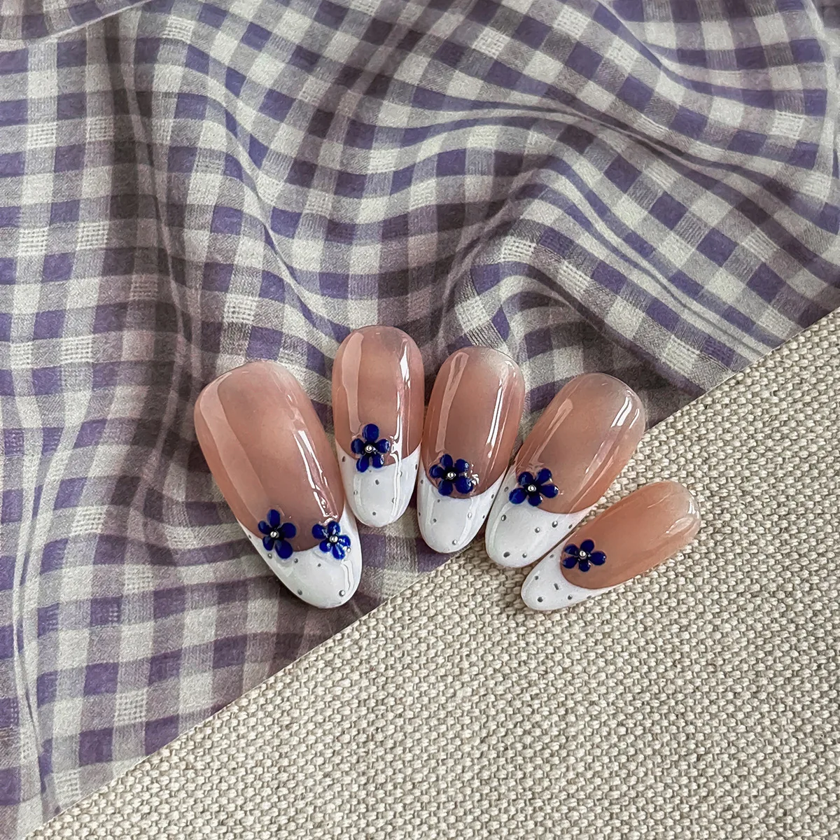 A Variety of Colors Small Flowers Alphabet Sticker Nails Lace Nail Stickers Mini Foil Nail Art Supplies Stars for Nails Nailart