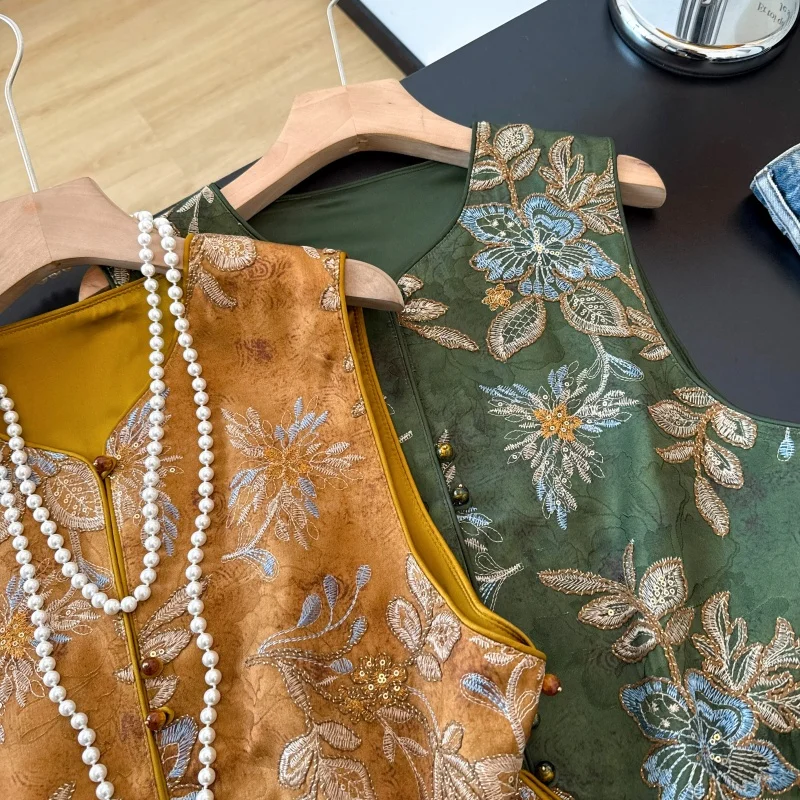 Elegant Chinese Style Embroidered V-Neck Open Cardigan Women's Fashionable Ethnic Trend Autumn New Arrival Polyester Material