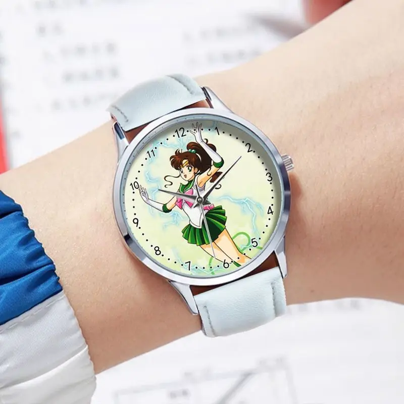 بحار القمر الكرتون أنيمي كينو ماكوتو الساعات الطرفية هدايا عيد الميلاد المراهقين الرجال والنساء ساعات الكوارتز بالجملة