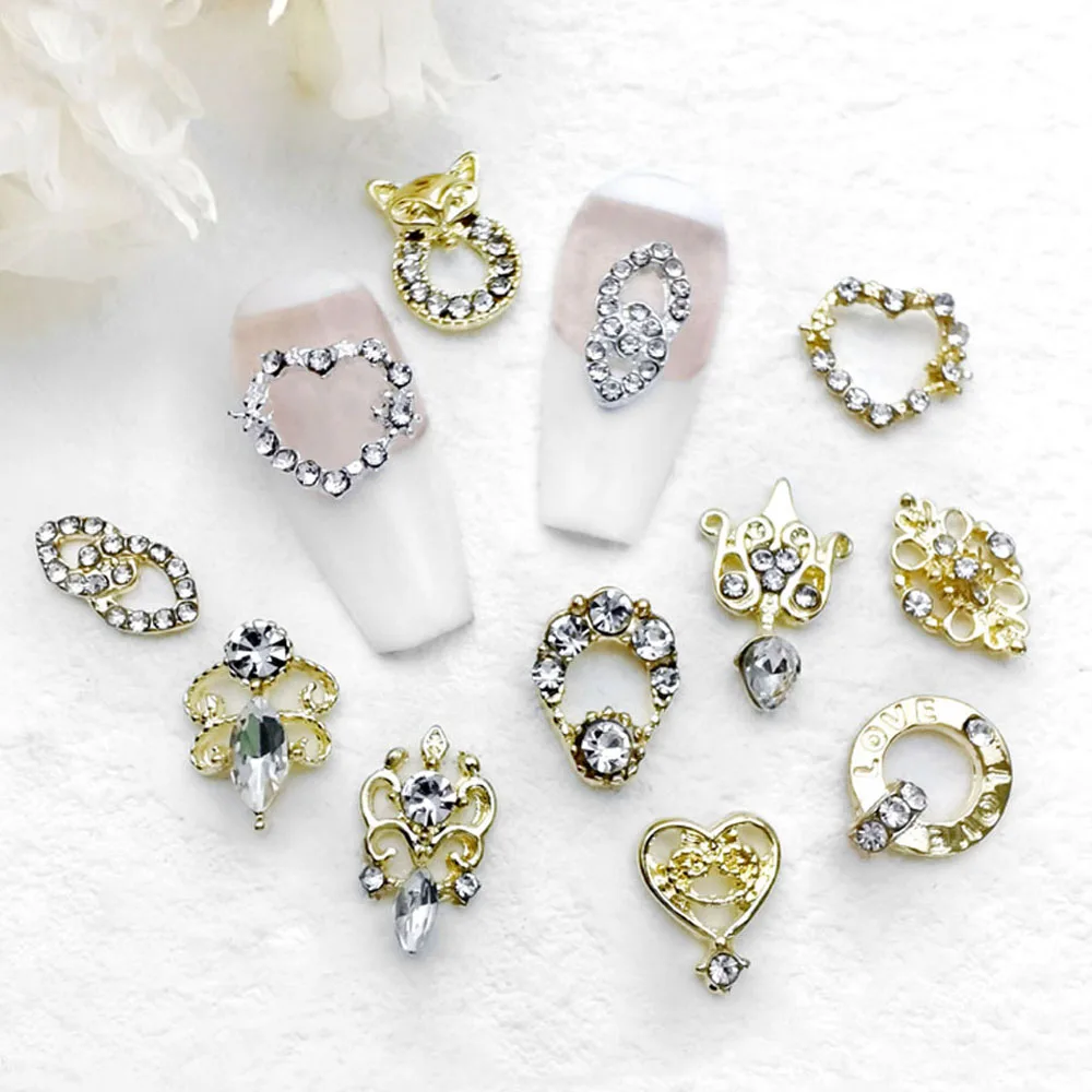 

3D Alloy Heart Nail Art Parts 10Pcs/lot Gold/Silver Hollow Fox Rhinestone Decorations Baroque Luxury Nail Accessories Charms