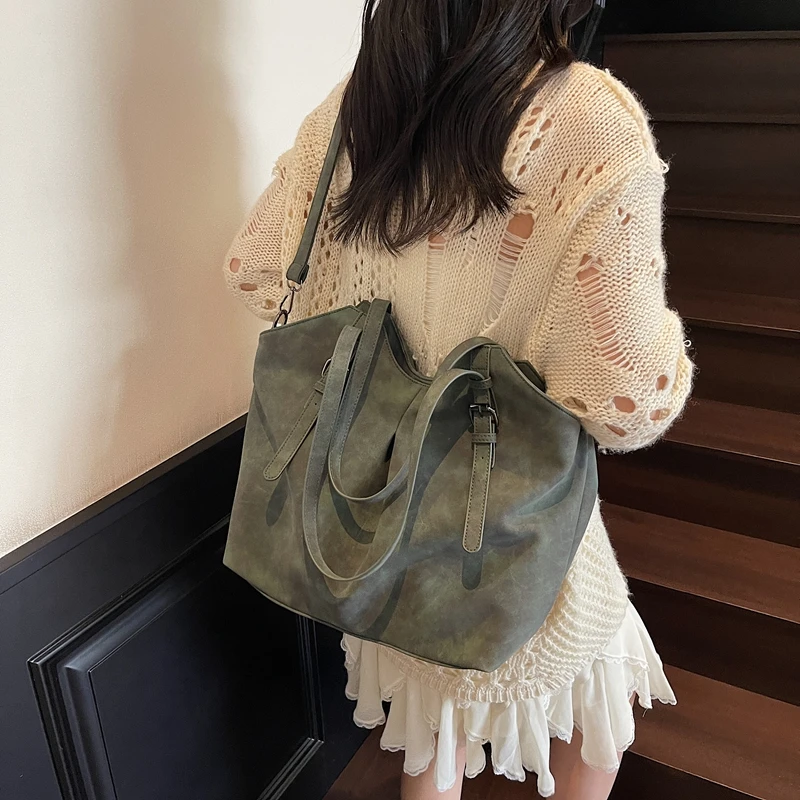 الجانب الأيسر المرأة عالية الس - مراجعة Luxury Bags Trend 2025 وسعره