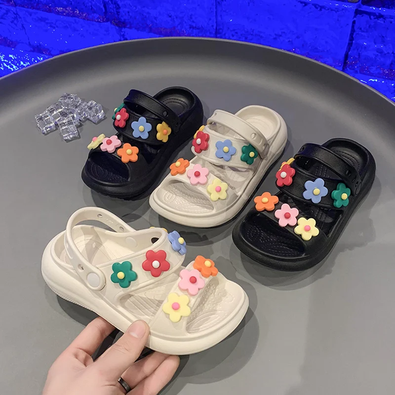 Sandali con decorazione floreale carino per bambini pantofole antiscivolo estive per ragazze Design di marca per bambini suola spessa scarpe da